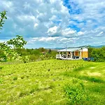 Bohemian Holiday home Kisapati